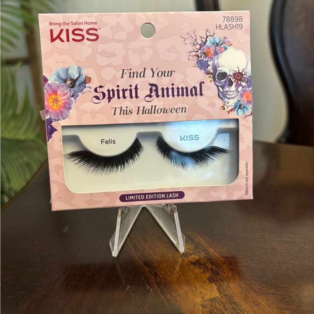 KISS Limited Edition Halloween False Eyelashes